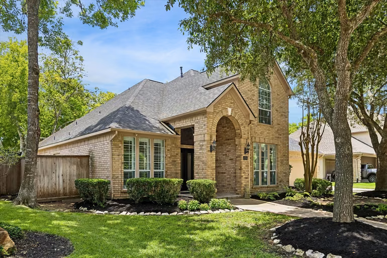 Photo 3 of 1422 Hillside Forest Drive, Sugar Land, TX