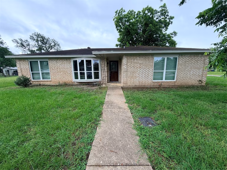 Photo of 436 7th Street, Hempstead, TX