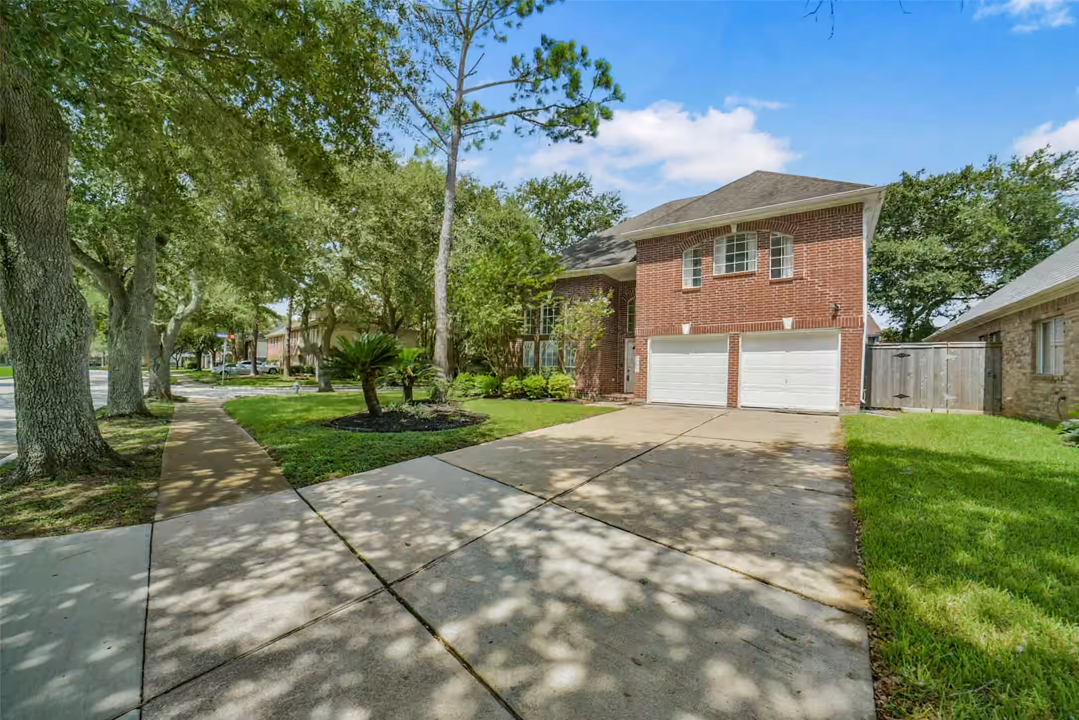 Photo 3 of 1418 Sheffield Drive, Missouri City, TX