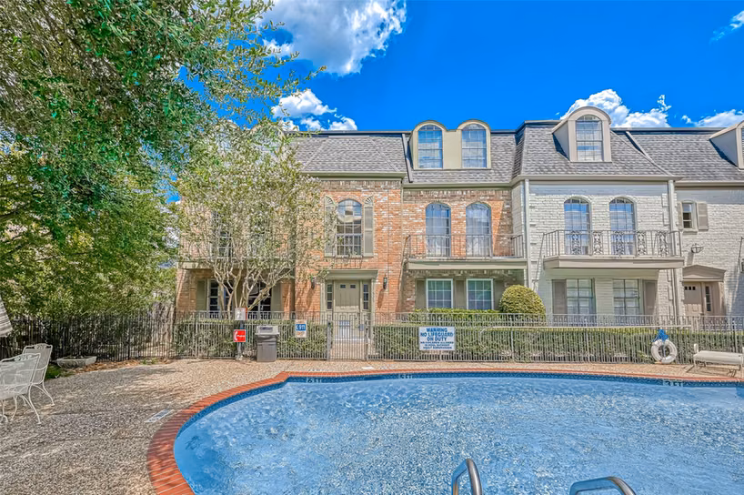 Photo of 527 N Post Oak Lane 527, Houston, TX