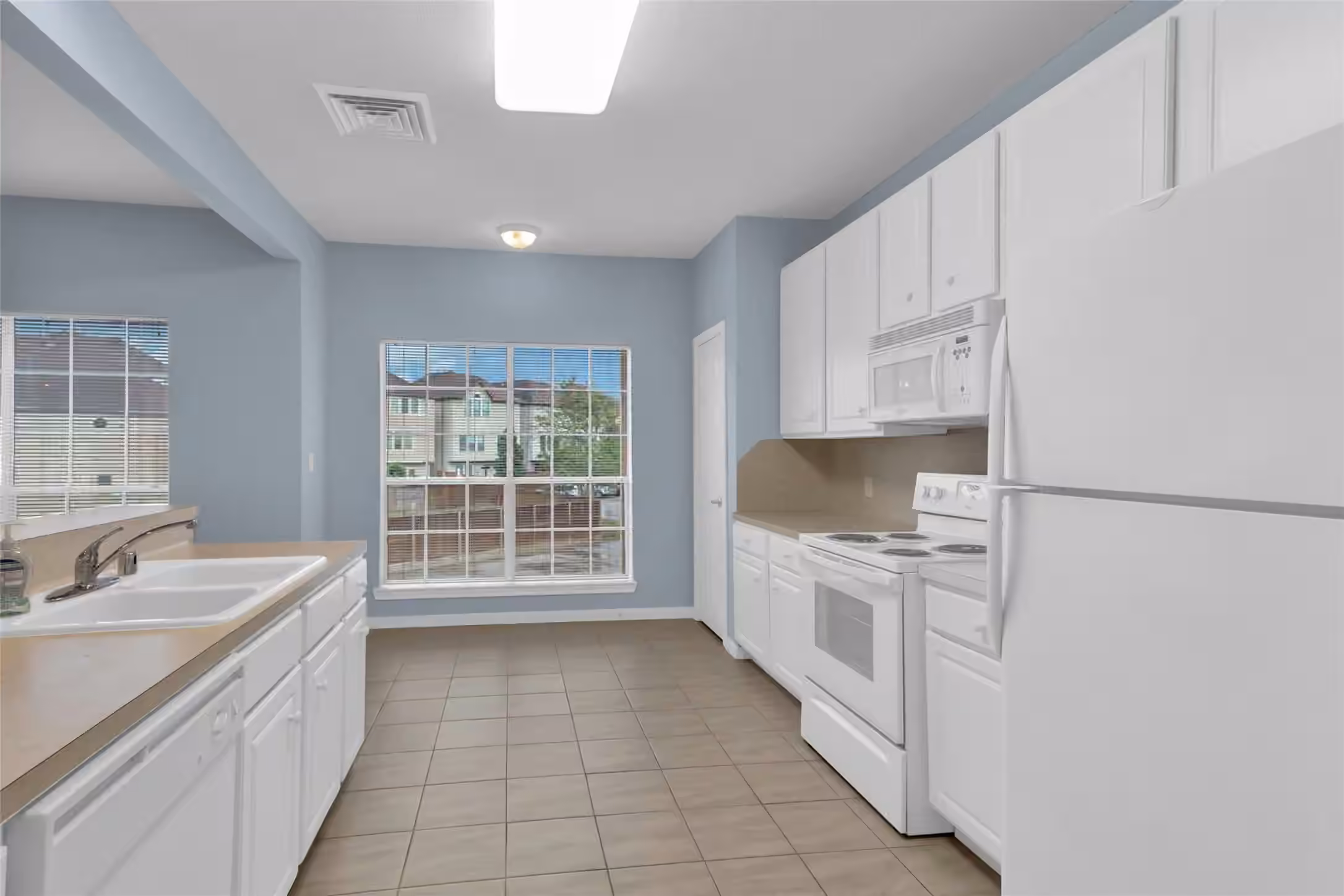 Photo 6 of 2815 Kings Crossing Drive 219, Houston, TX