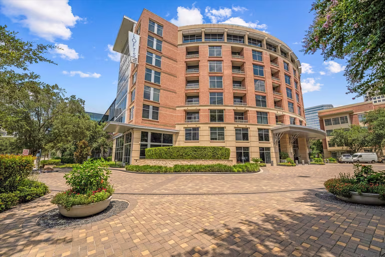 Photo of 1901 Post Oak Boulevard 104, Houston, TX 77056