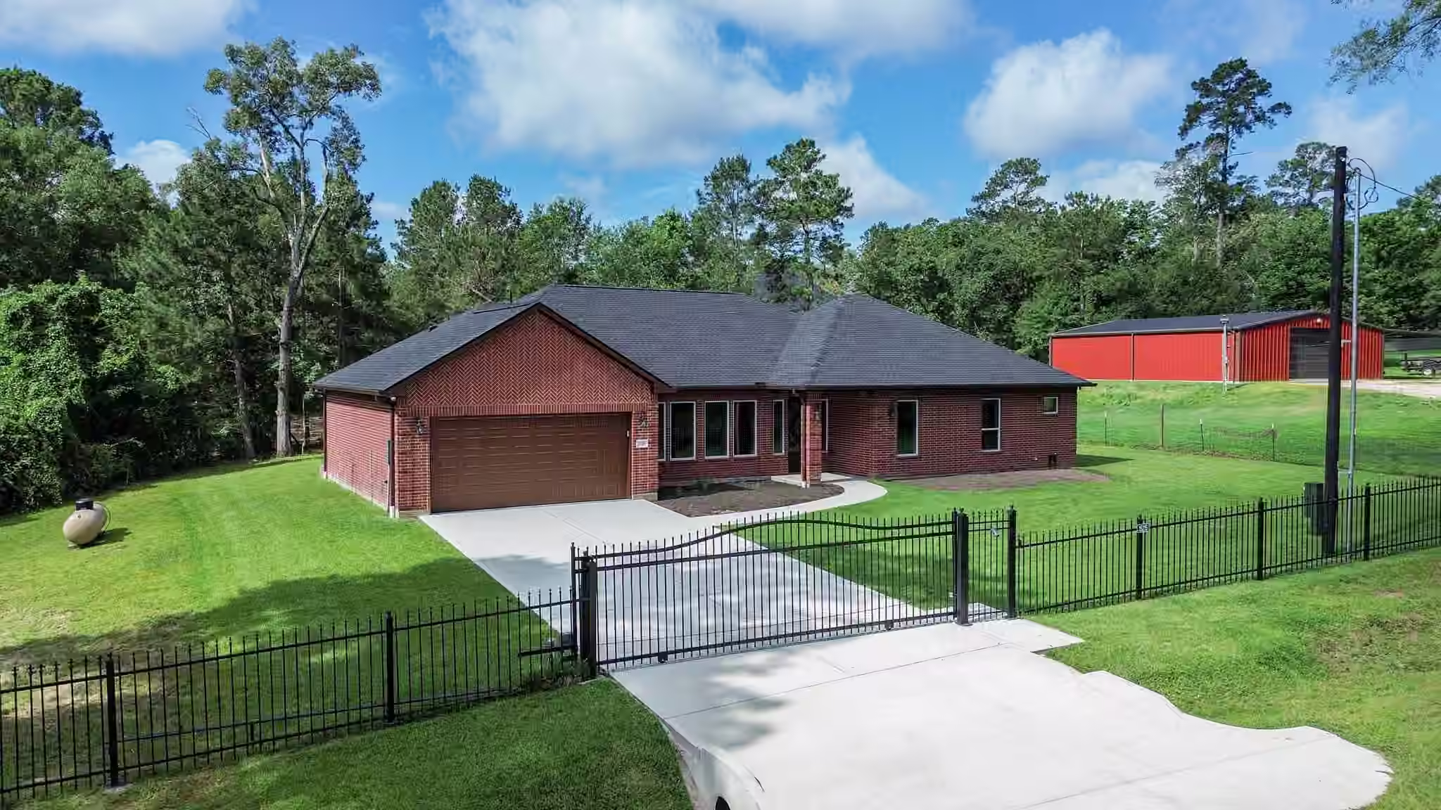 Photo of 15215 Butterfly Lane, Plantersville, TX