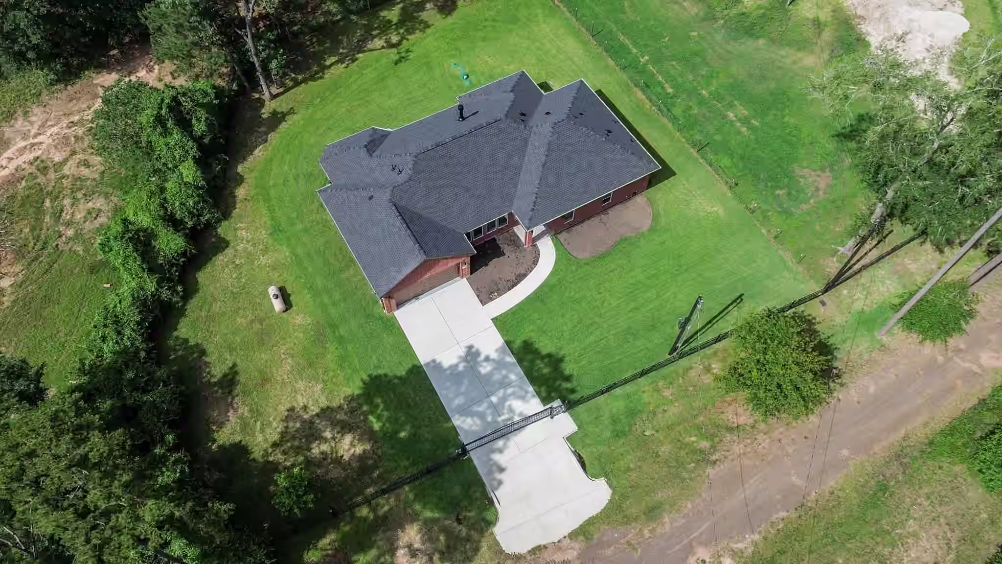 Photo 2 of 15215 Butterfly Lane, Plantersville, TX