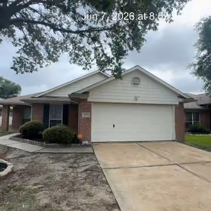 Photo of 10310 Mills Run Drive, Houston, TX