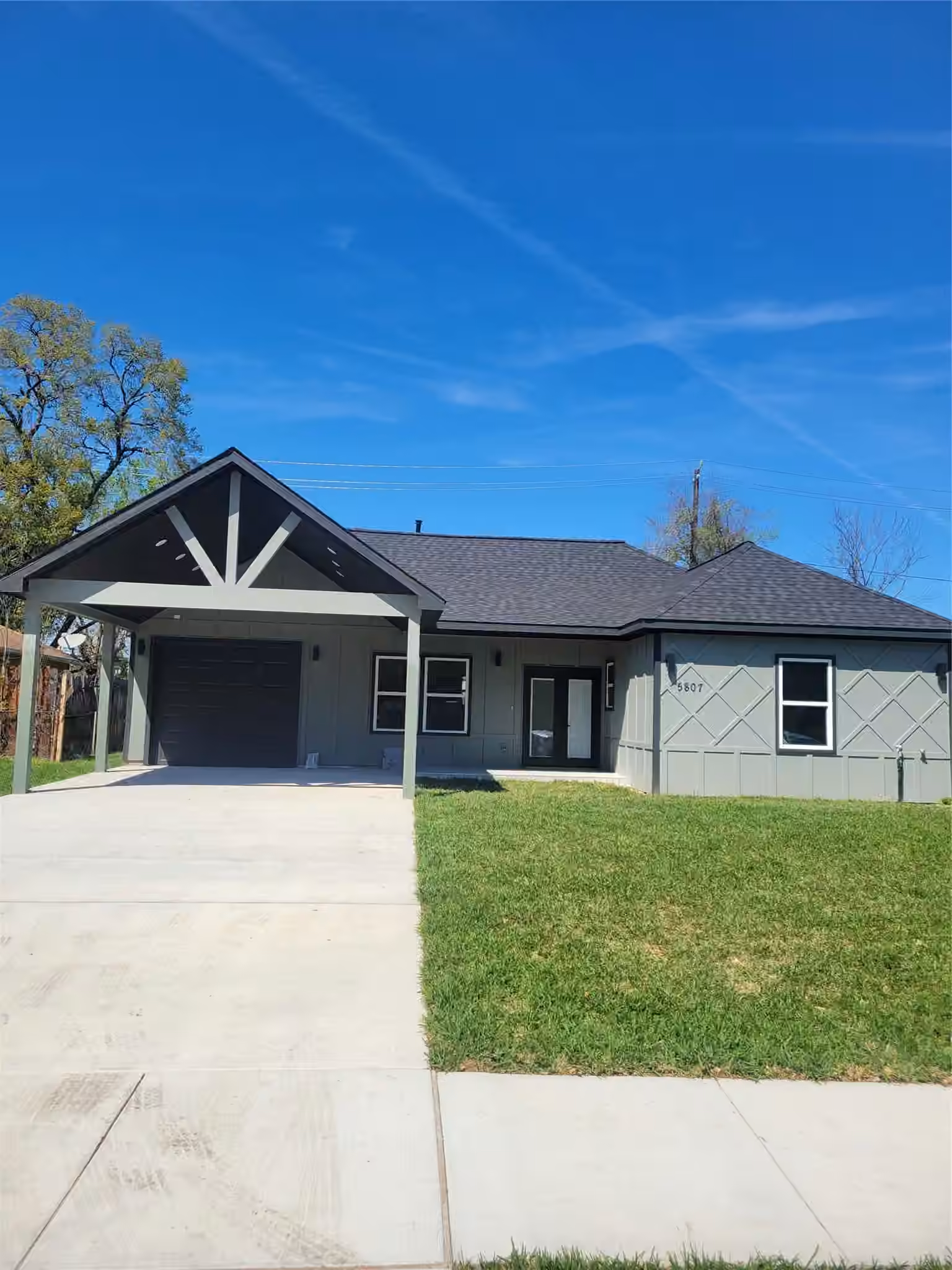 Photo 2 of 5807 Doulton Drive, Houston, TX