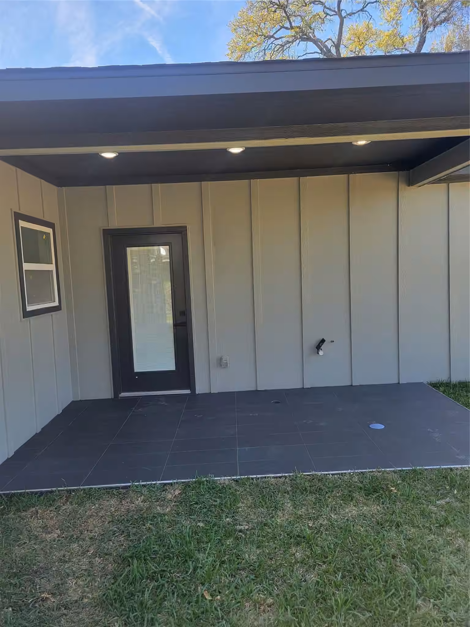 Photo 3 of 5807 Doulton Drive, Houston, TX