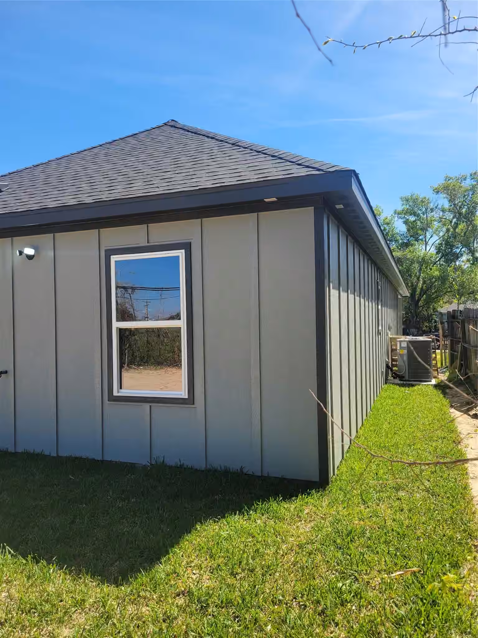 Photo 5 of 5807 Doulton Drive, Houston, TX