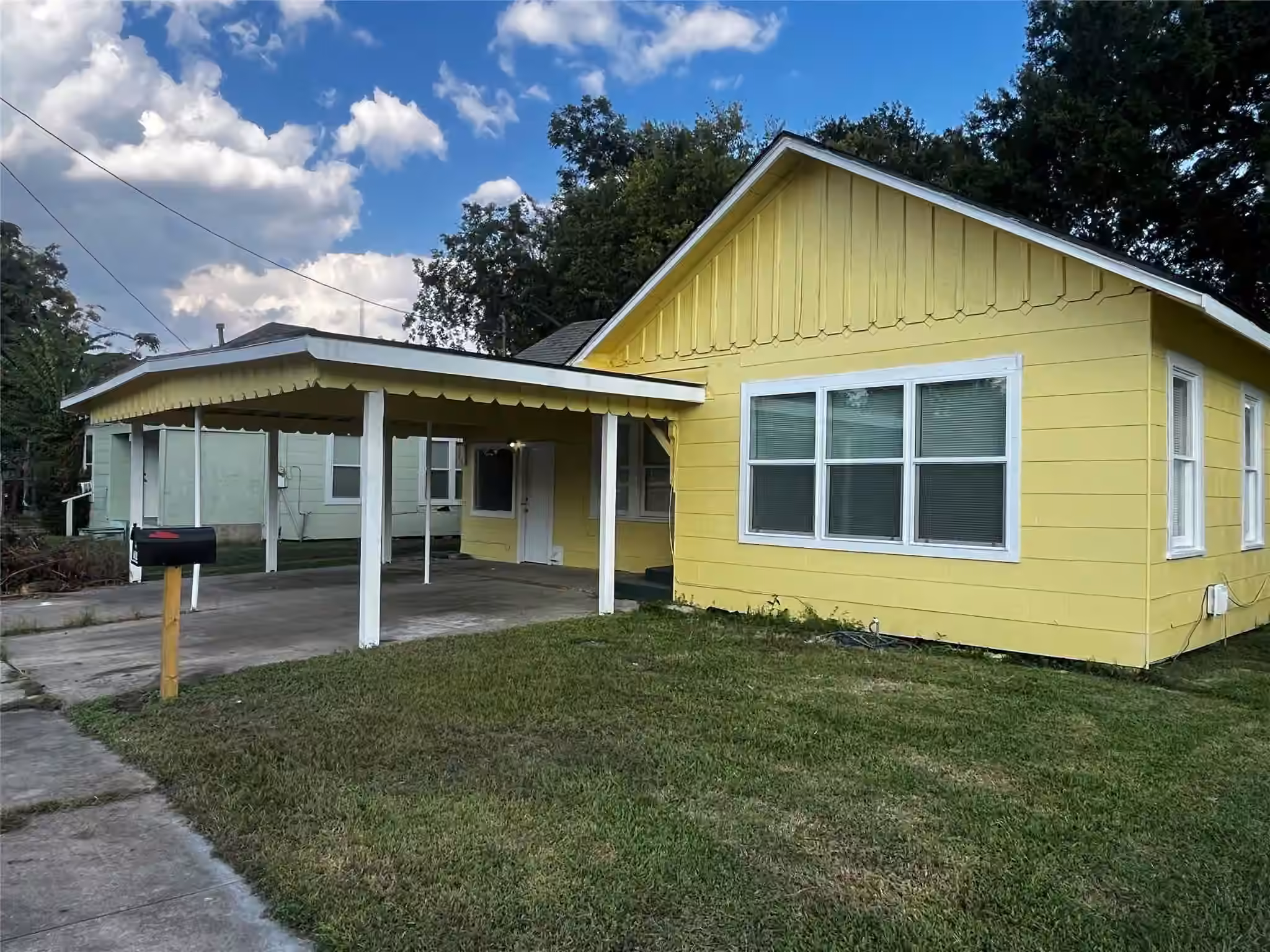 Photo of 1018 N 2nd Street, Baytown, TX 77520