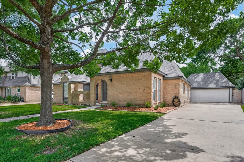 Photo 2 of 22715 Spatswood Lane, Katy, TX