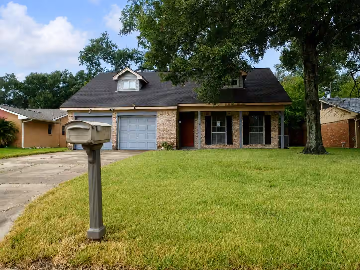Photo of 2008 Williamsburg Court N, League City, TX