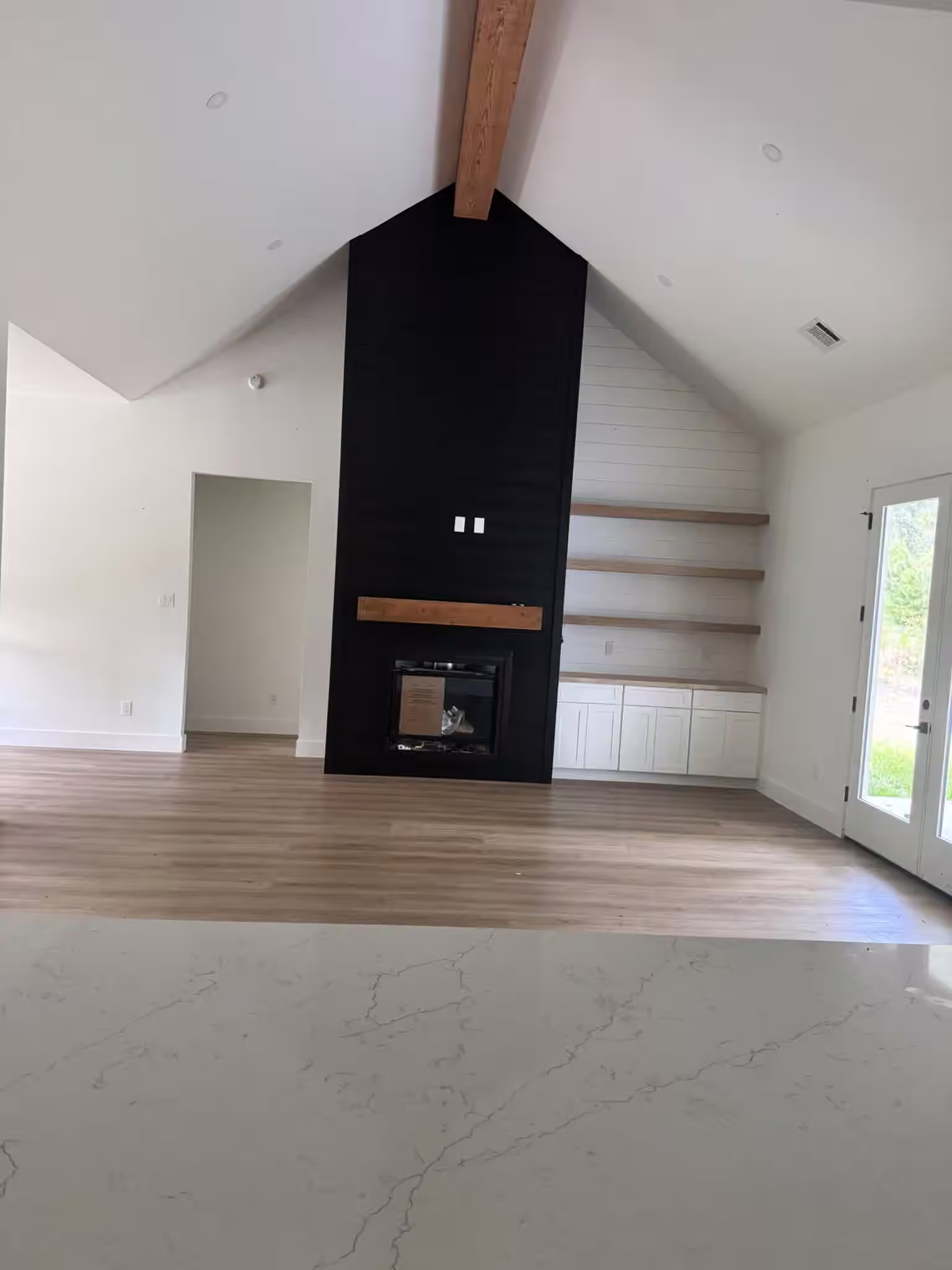 Photo 6 of 17039 E Hollyhill Dr, Plantersville, TX