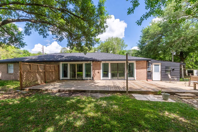 Photo of 6811 Cemetary Road, Manvel, TX 77578