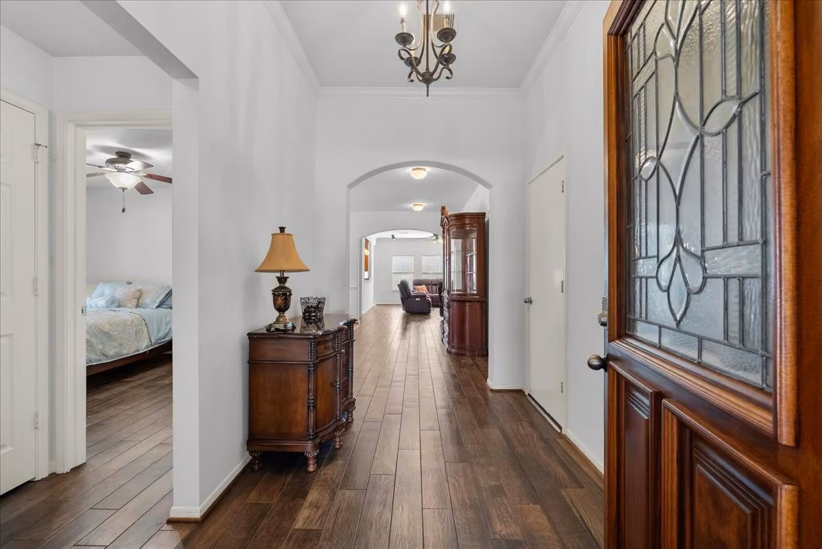 Photo 4 of 15022 Sierra Ridge Drive, Humble, TX