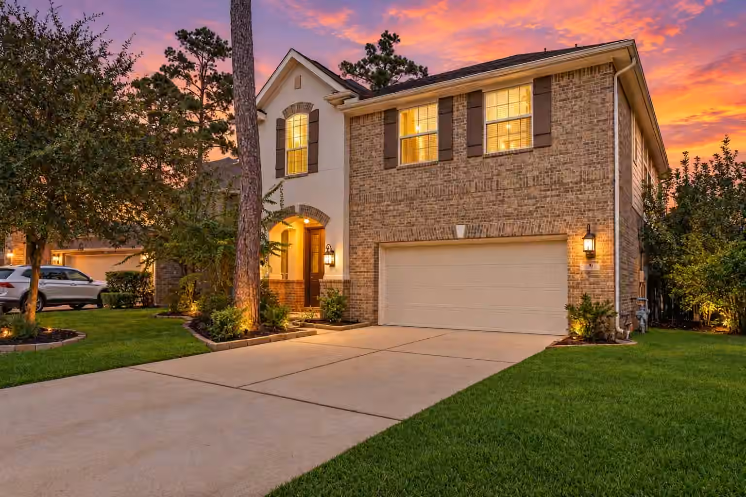 Photo of 10 Camplight Court, Spring, TX