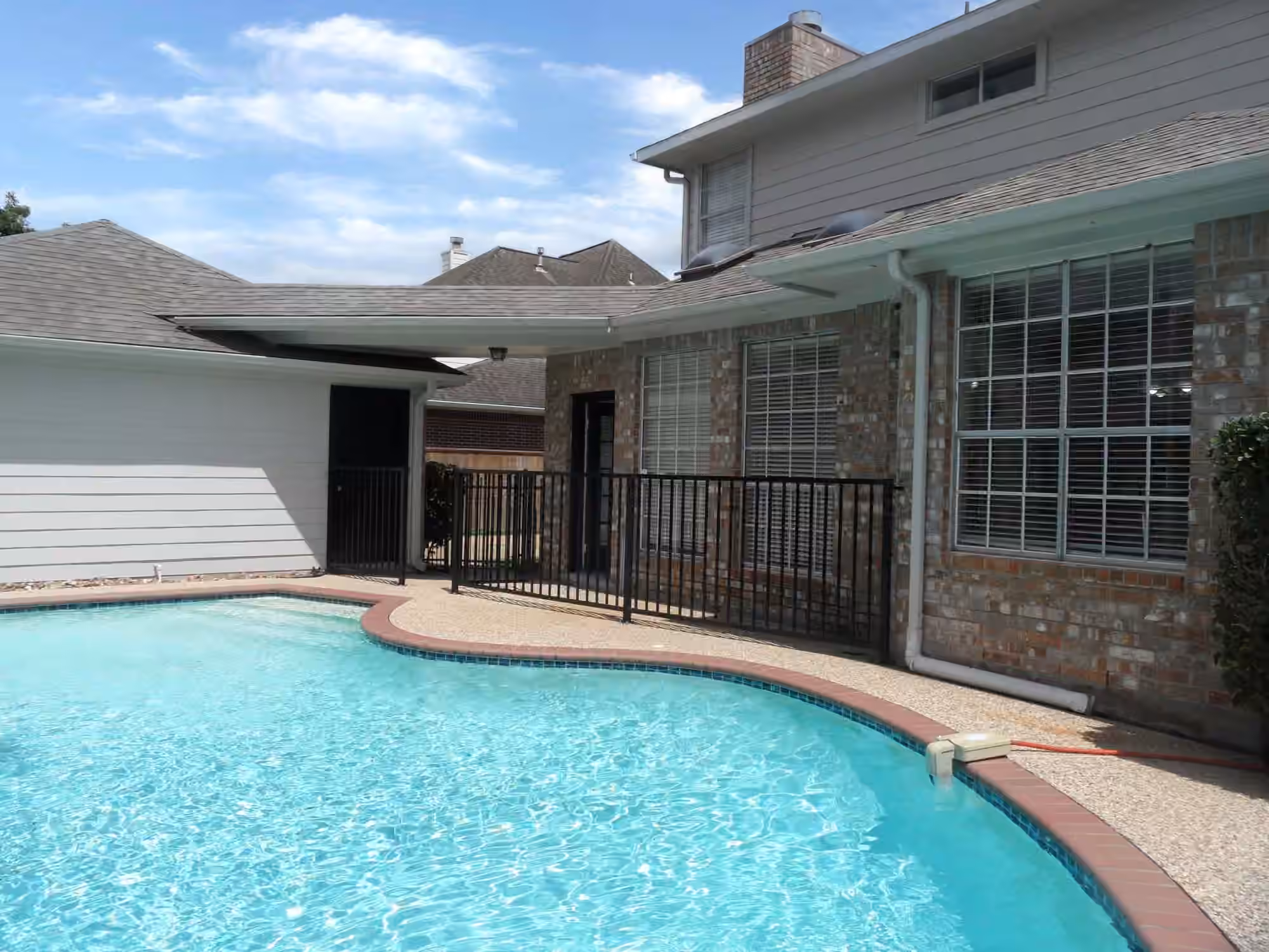 Photo 5 of 7302 Emerald Glen Drive, Sugar Land, TX