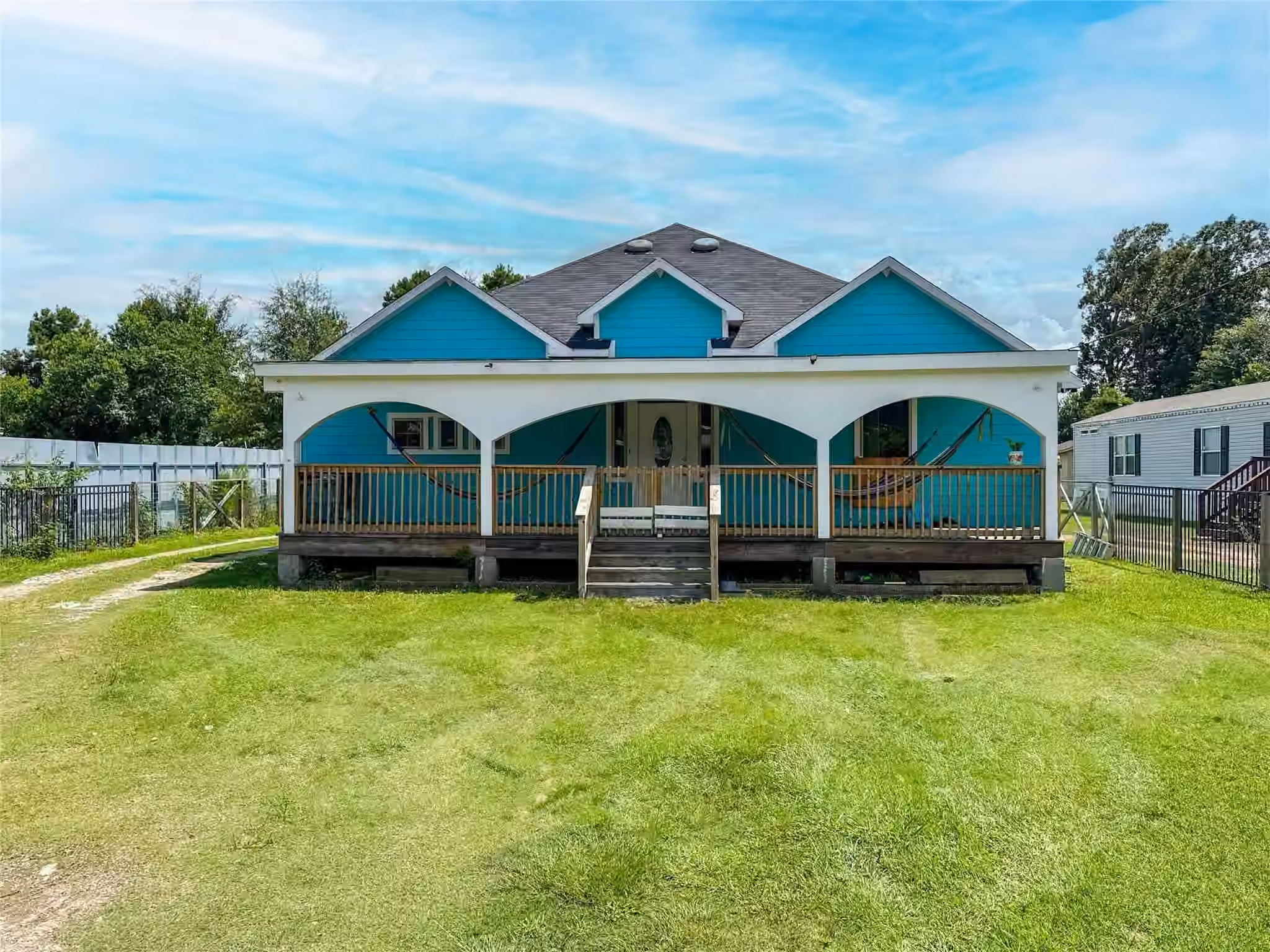 Photo of 1060 County Road 5021, Cleveland, TX 77327
