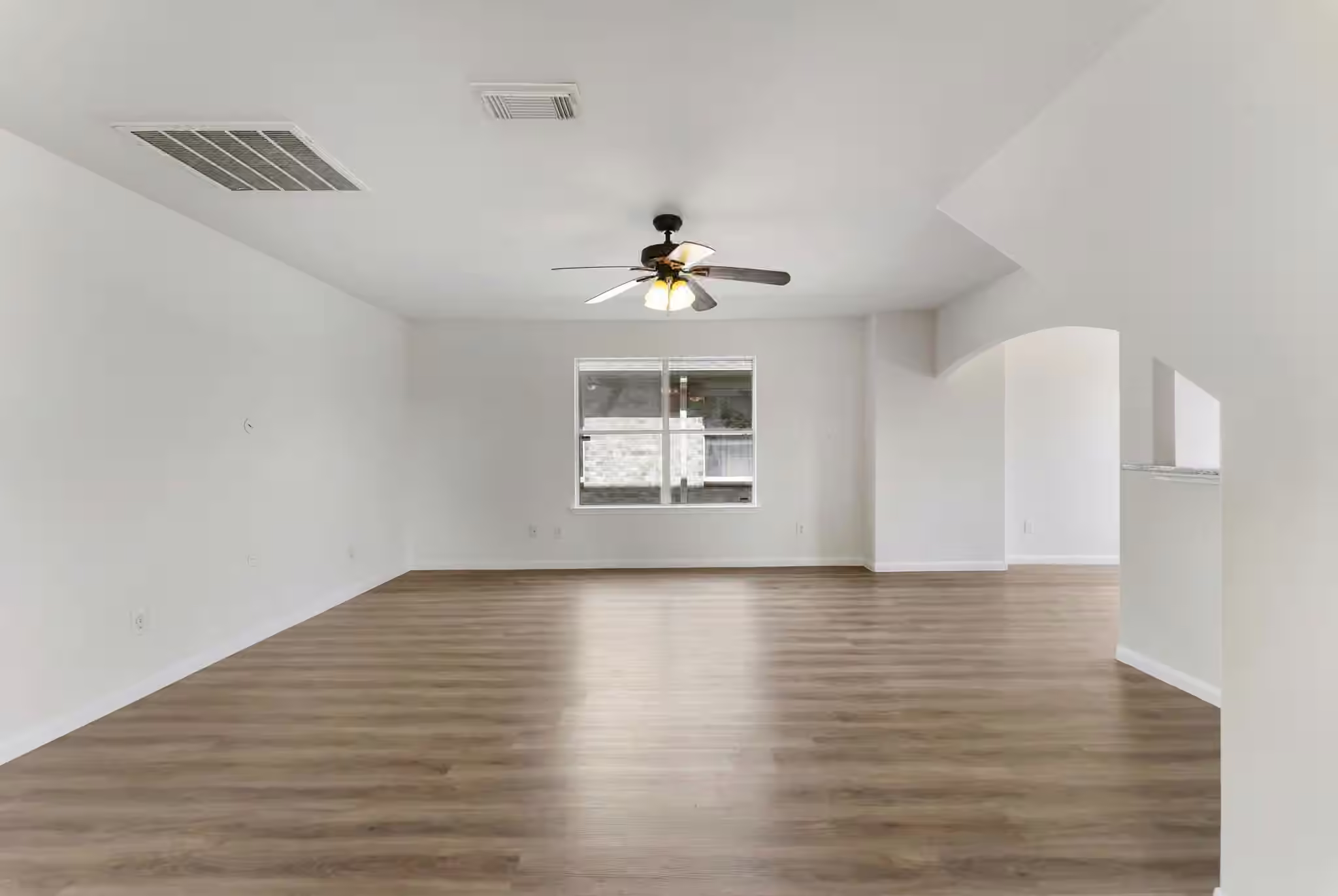 Photo 7 of 25318 Barmby Drive, Tomball, TX