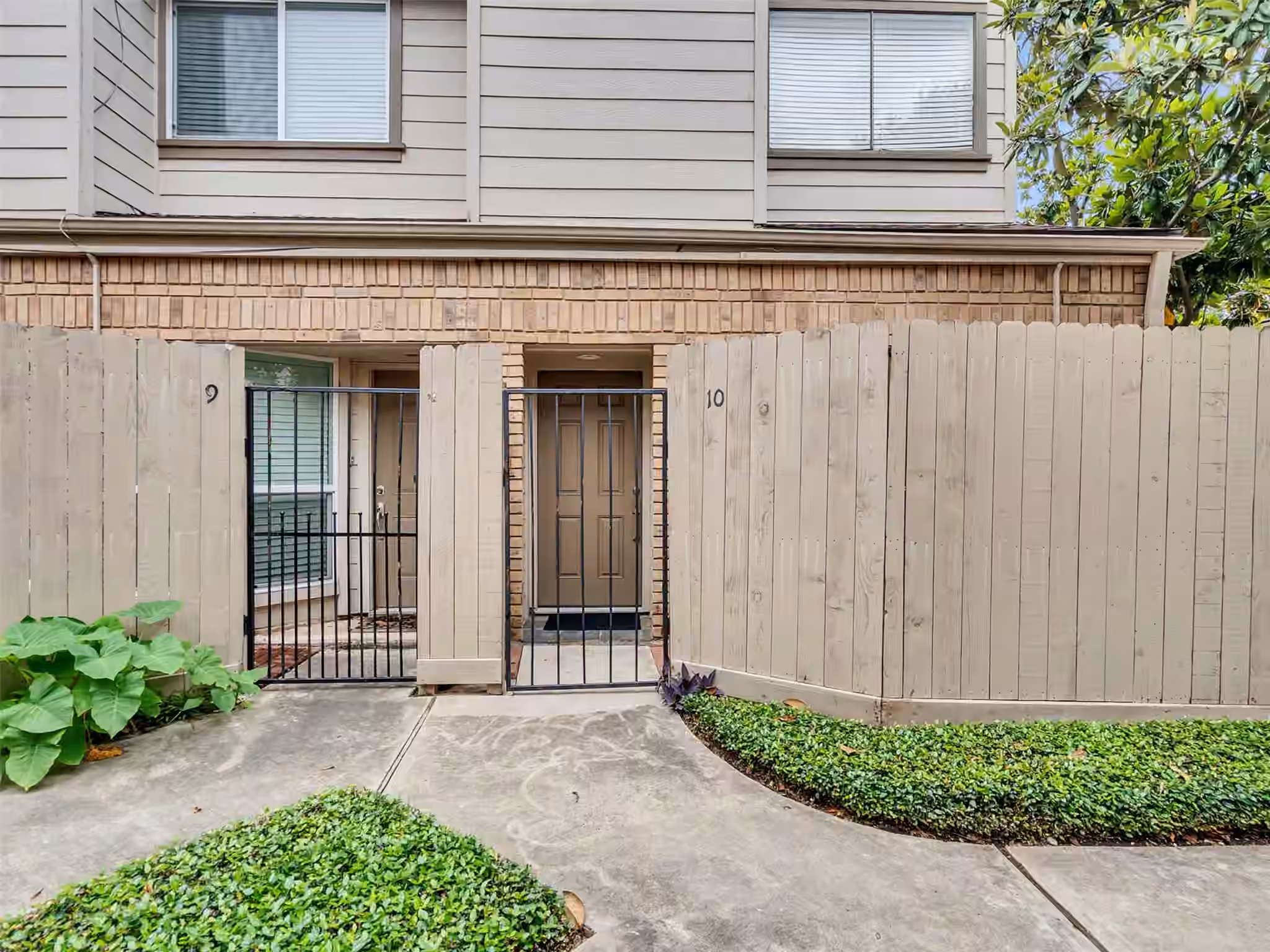 Photo 5 of 1829 Augusta Drive 10, Houston, TX
