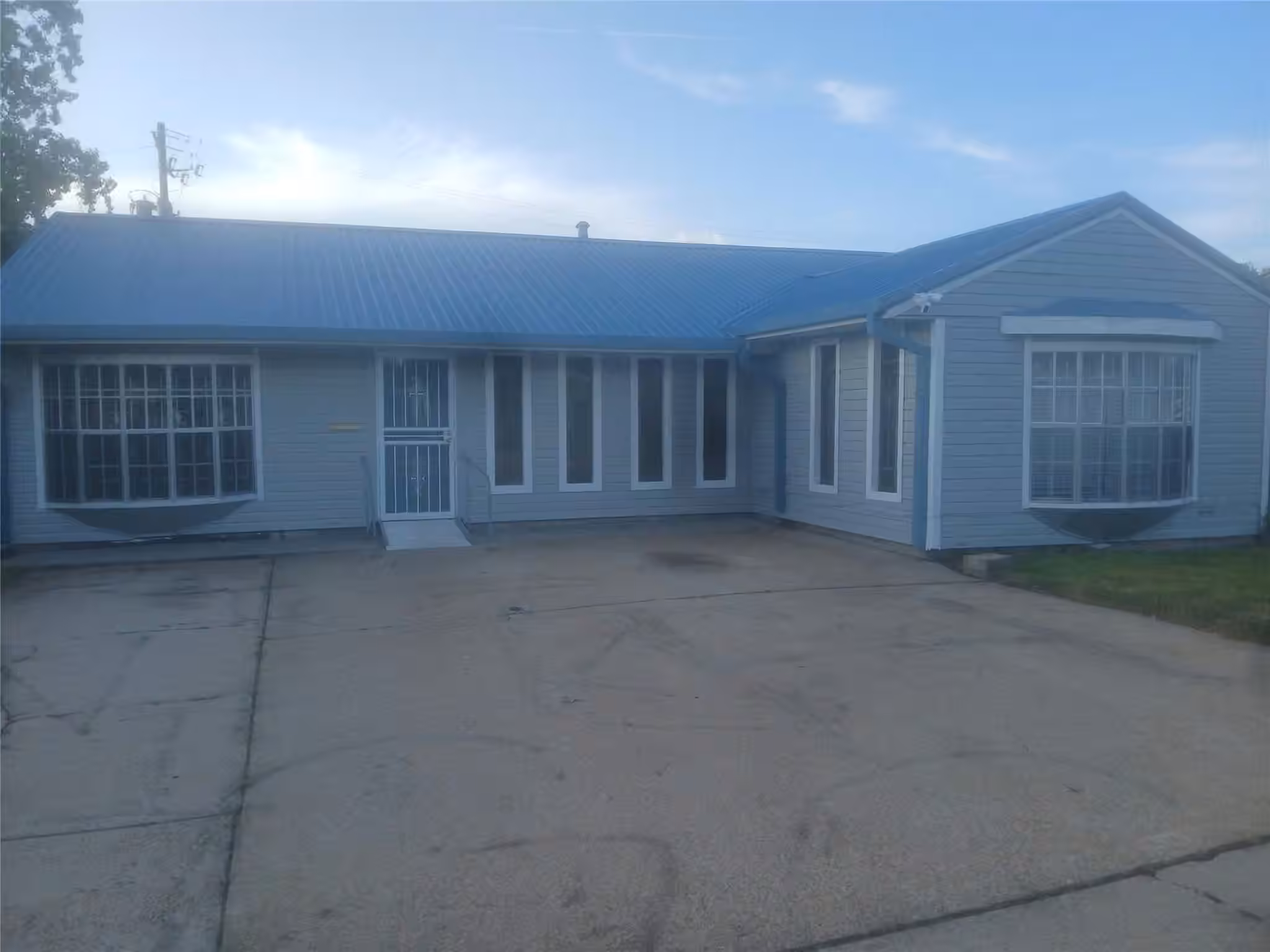 Photo 6 of 5711 Doolittle Boulevard, Houston, TX