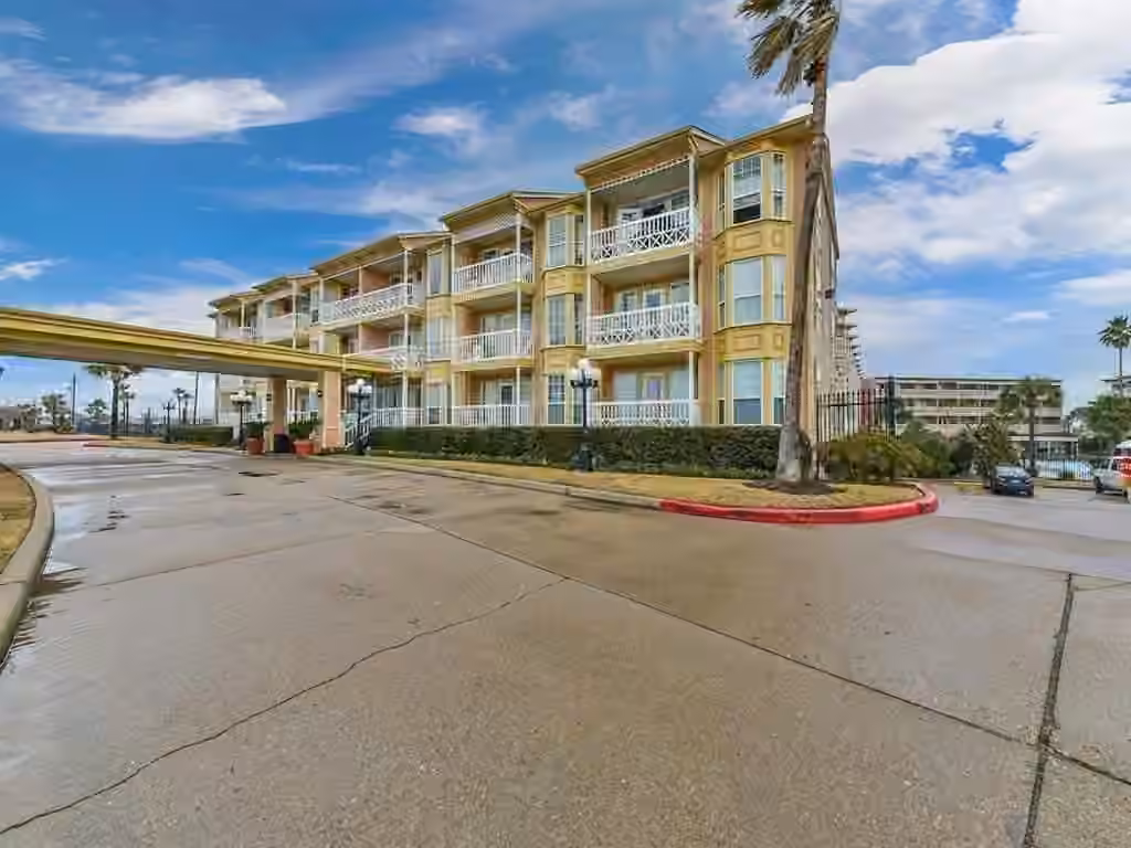Photo 4 of 6300 Seawall Boulevard 3326, Galveston, TX
