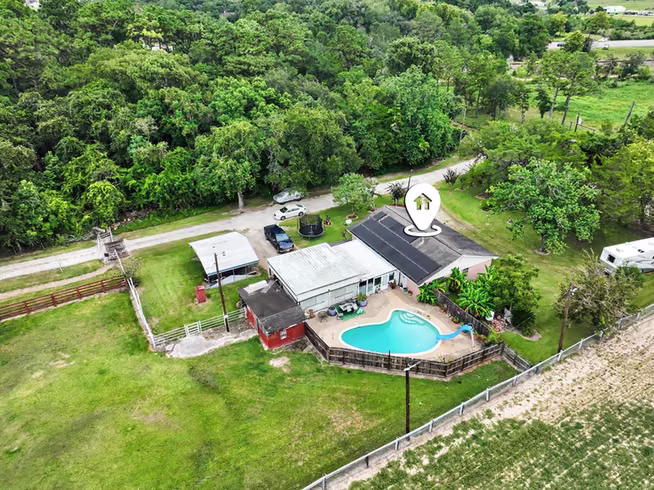 Photo 7 of 5526 Avenue F, Santa Fe, TX