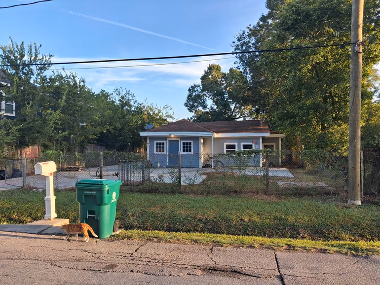 Photo 5 of 8029 Woodlyn Road, Houston, TX