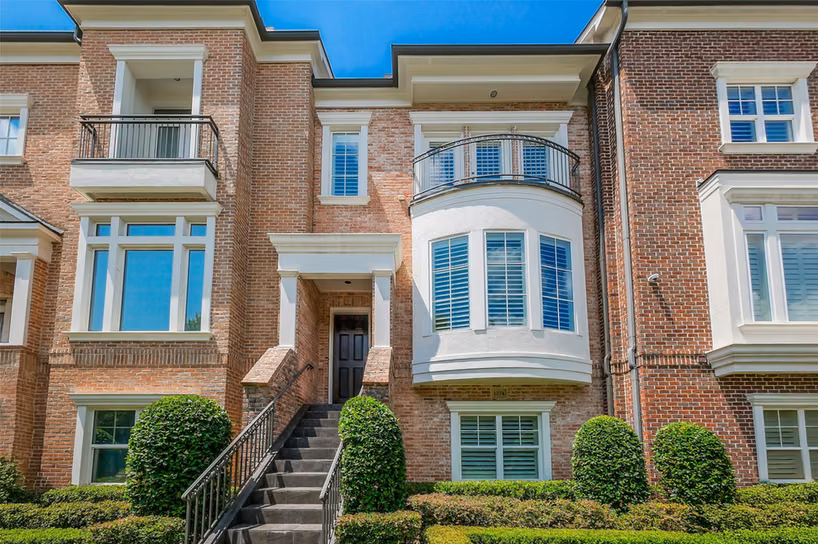 Photo 4 of 1374 Lake Pointe Parkway, Sugar Land, TX