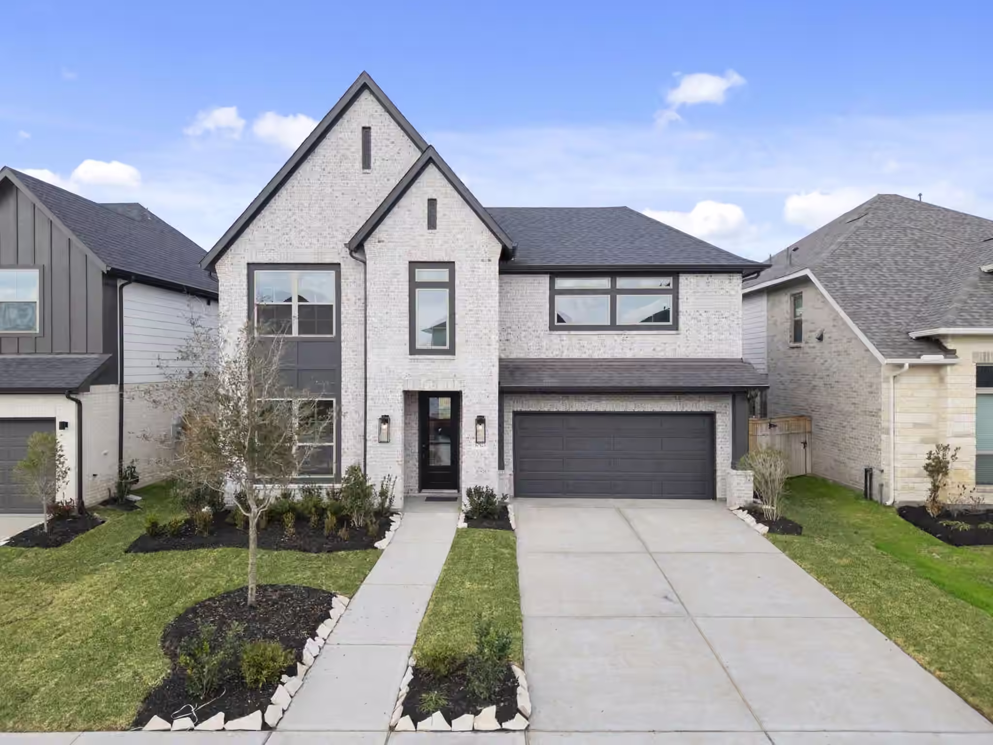 Photo 2 of 10923 Spring Wind Drive, Missouri City, TX