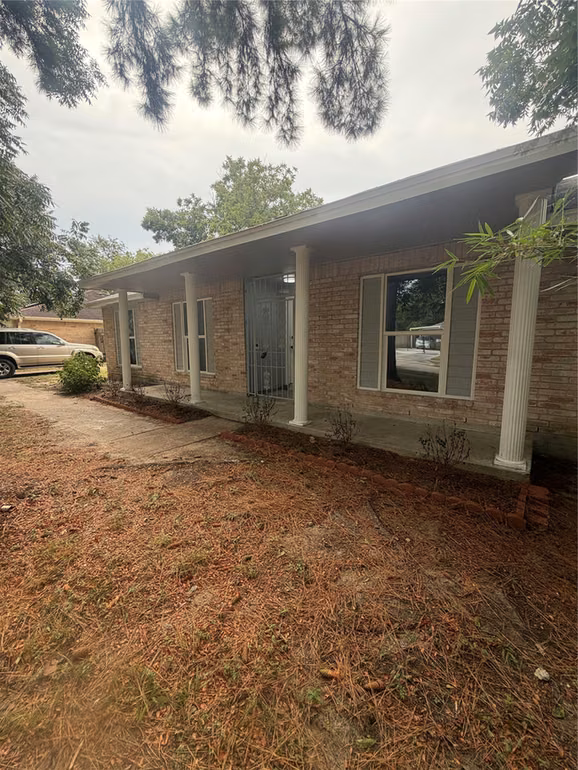 Photo 4 of 14875 Estrellita Drive, Houston, TX