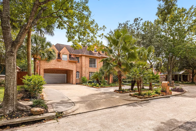 Photo 2 of 15015 Turkey Trail Court, Houston, TX