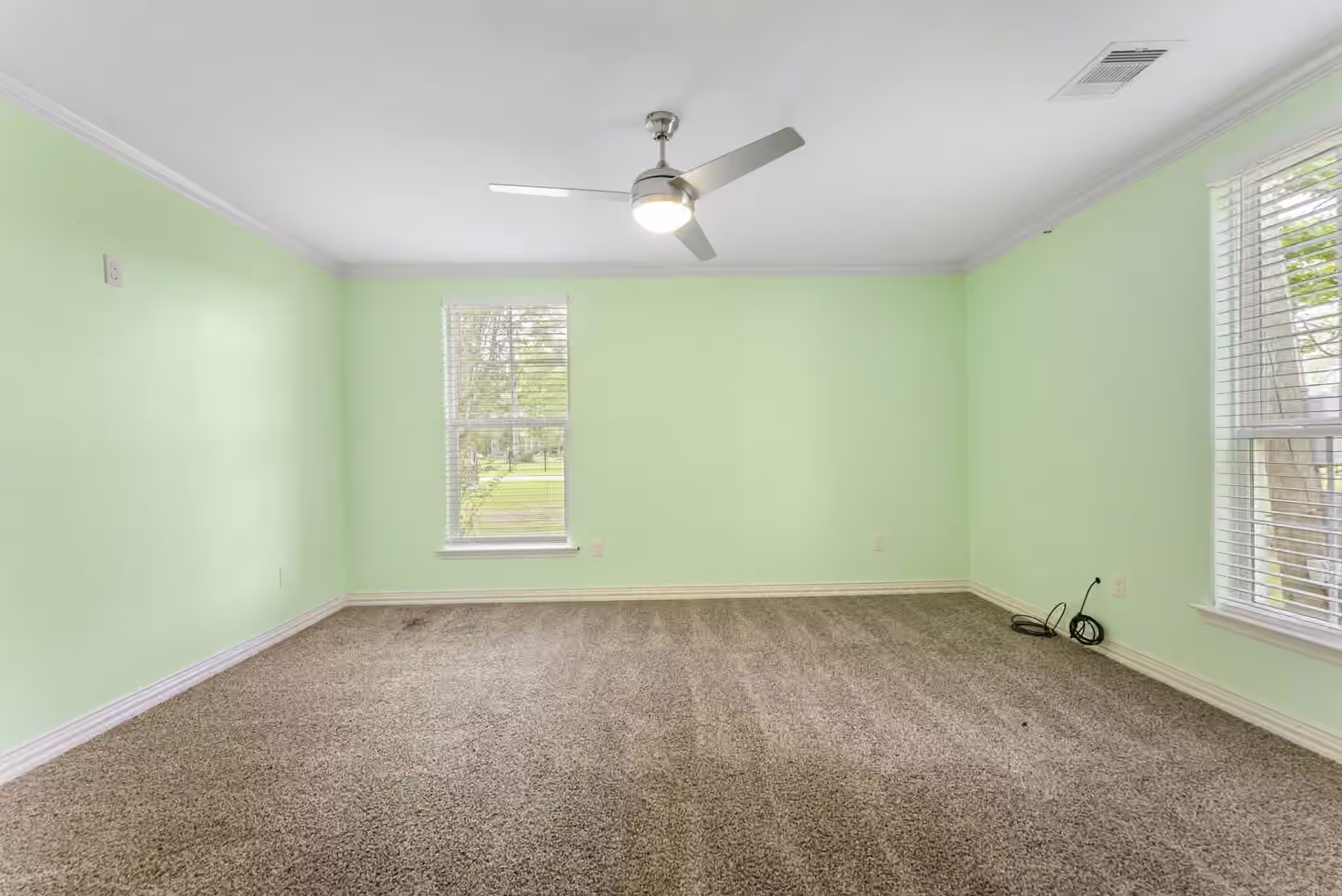 Photo 7 of 16452 Edgefield Lane, Conroe, TX