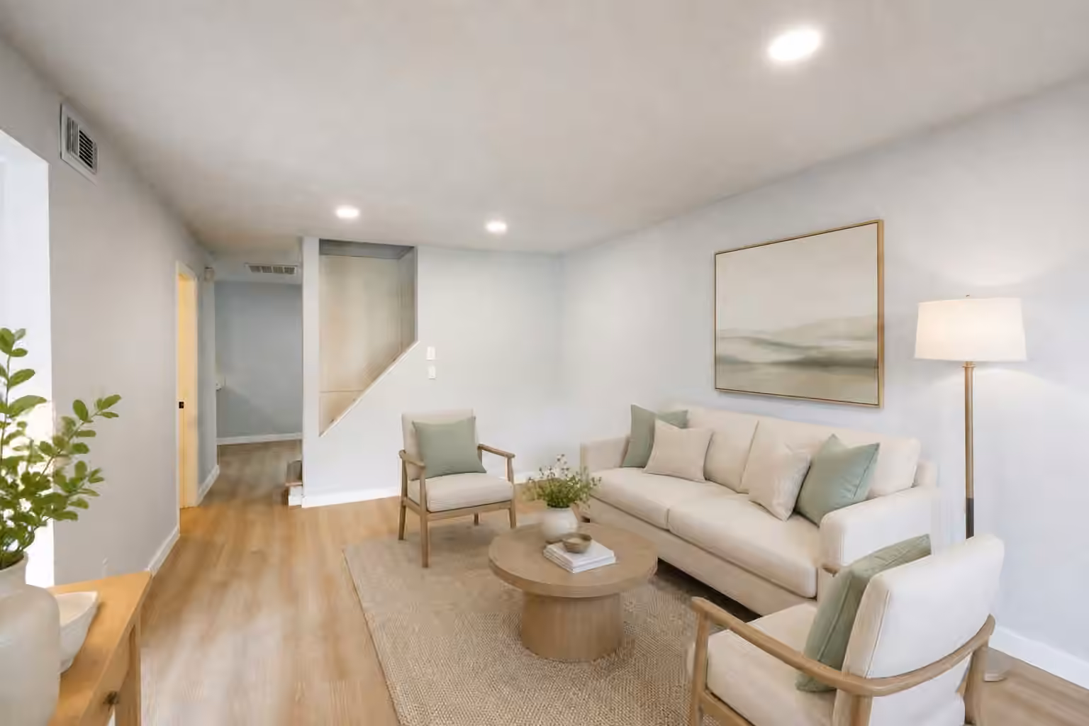 Photo 4 of 5515 Greylog Drive, Houston, TX
