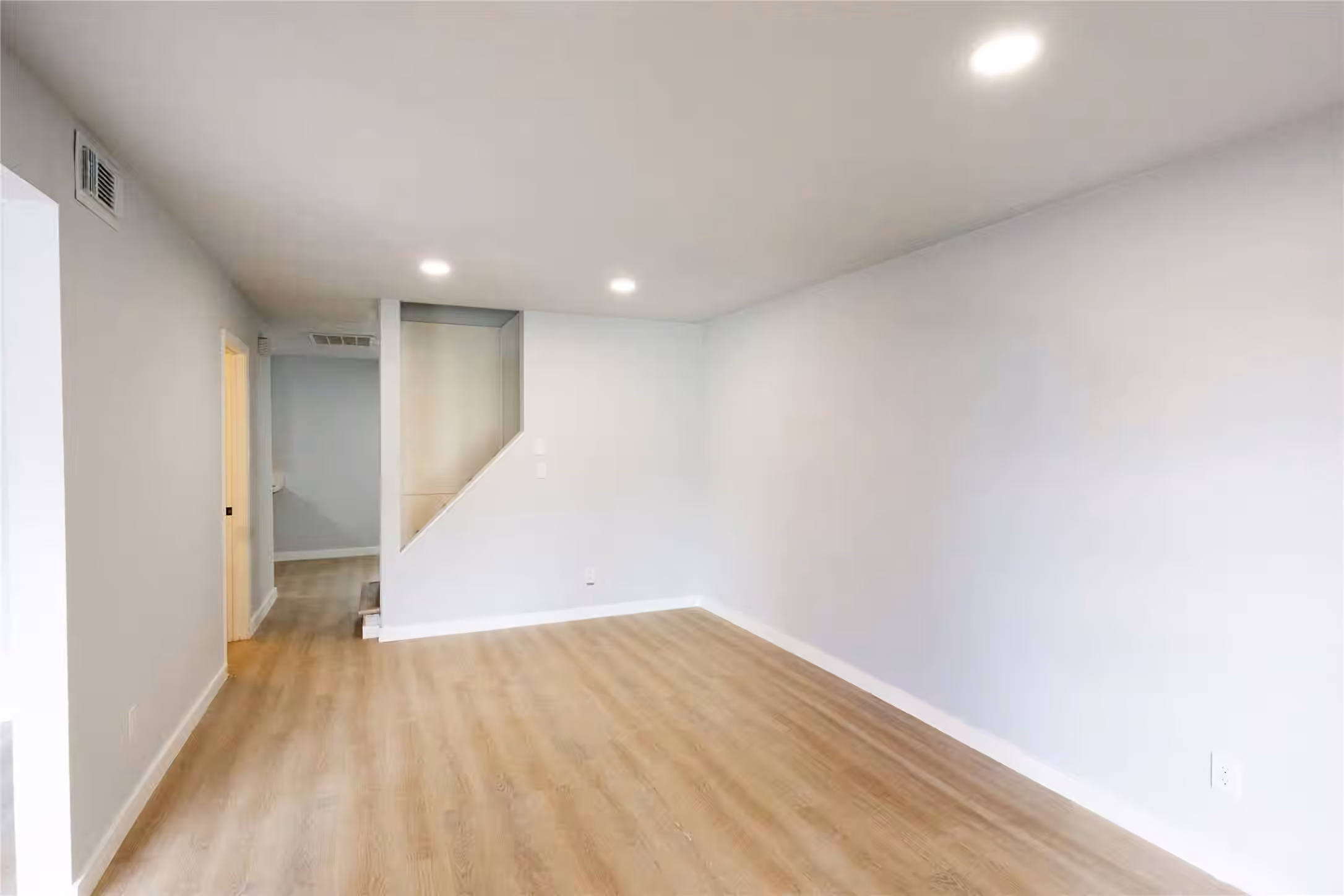 Photo 5 of 5515 Greylog Drive, Houston, TX