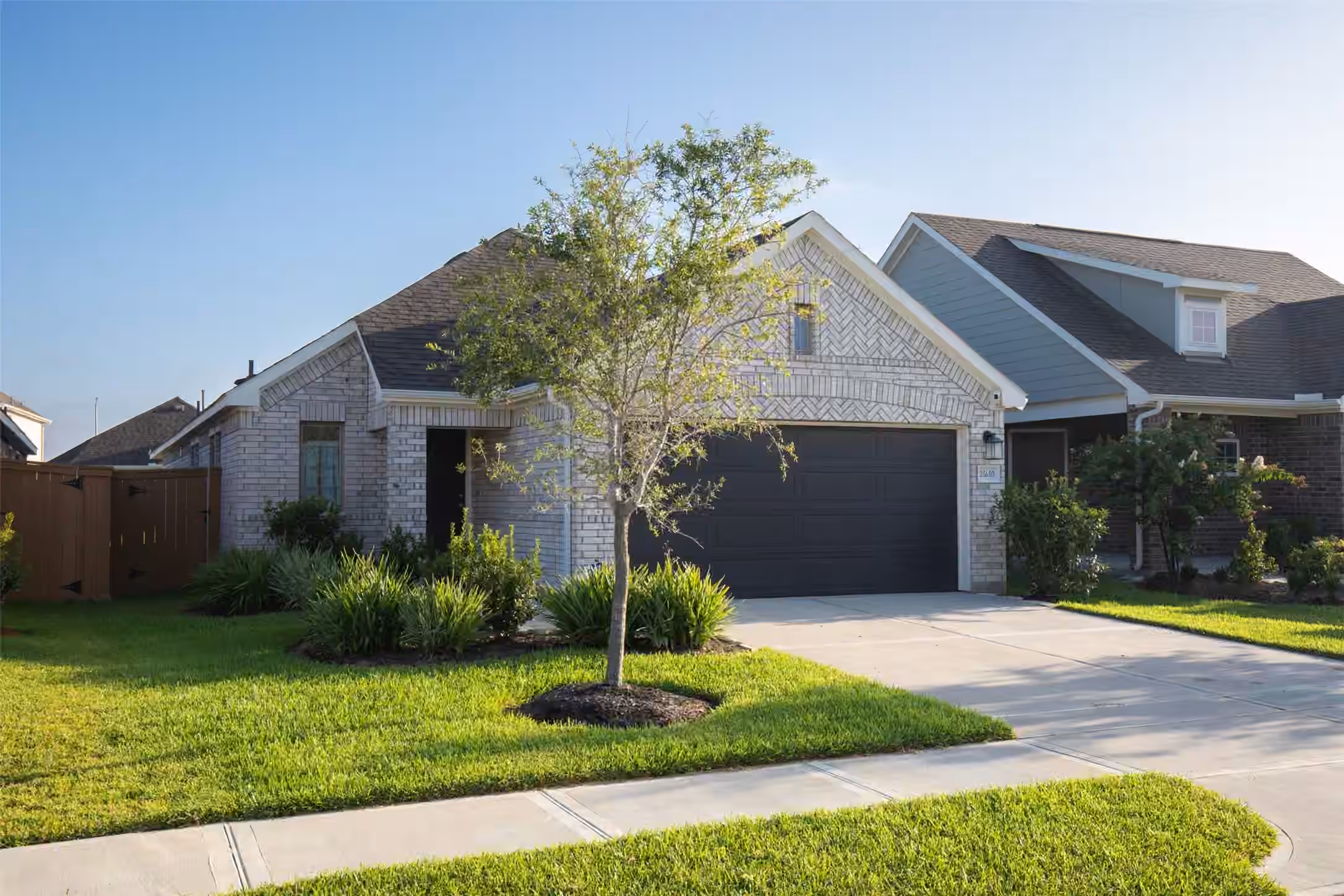 Photo 2 of 21650 Sandy Dune Drive, Cypress, TX