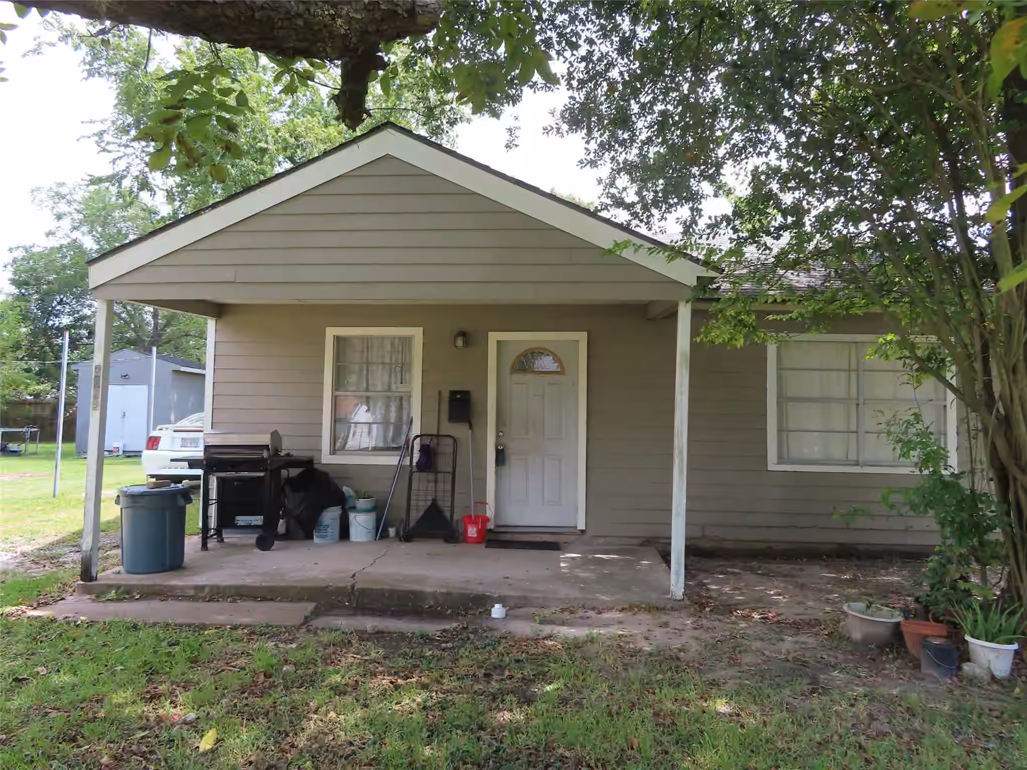 Photo 2 of 1629 Caspersen Drive, Houston, TX