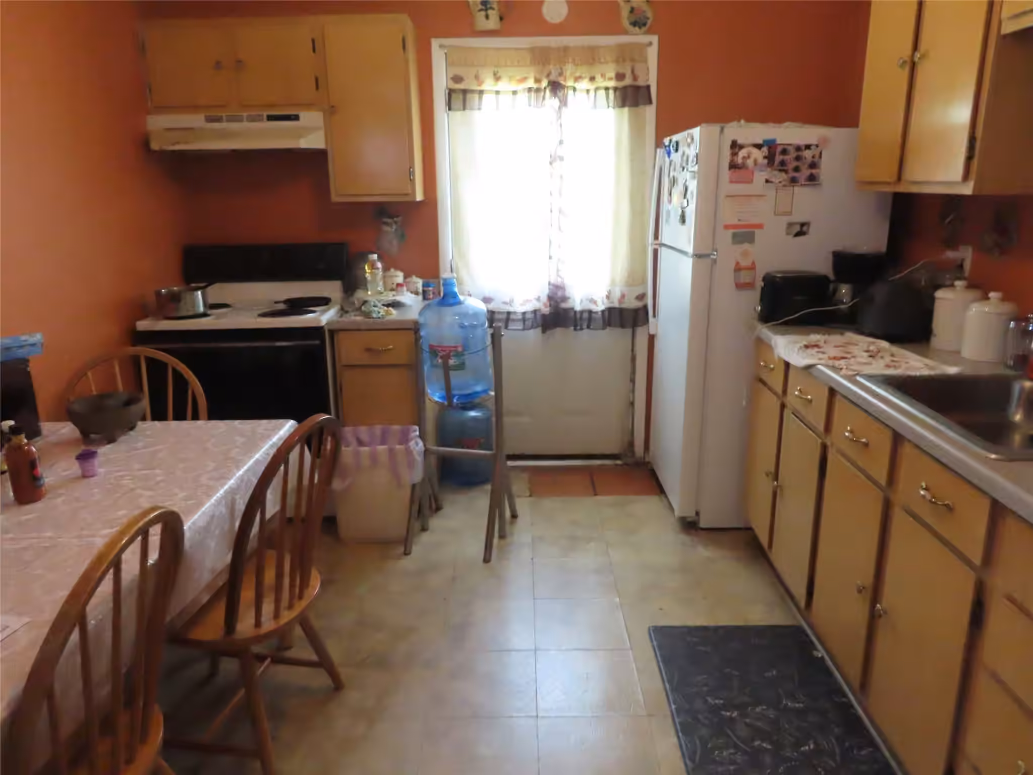 Photo 5 of 1629 Caspersen Drive, Houston, TX