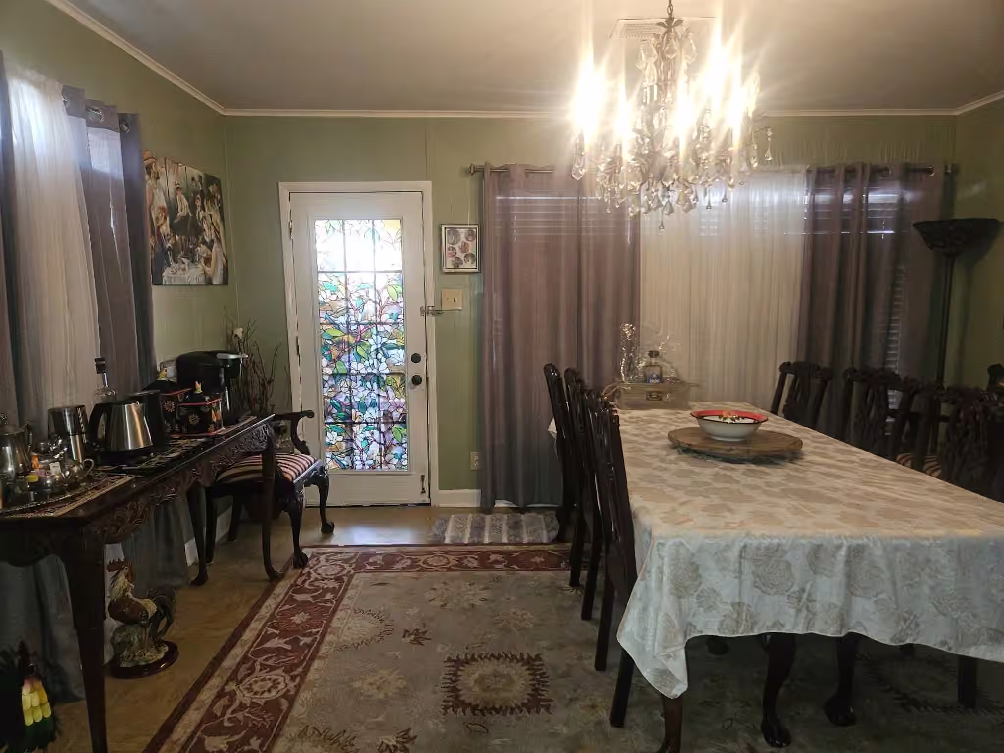 Photo 7 of 6427 Pinehurst Drive, Houston, TX