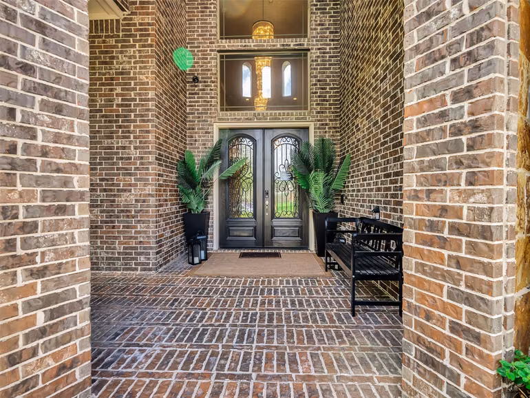 Photo 2 of 4706 Western Brook Drive, Spring, TX