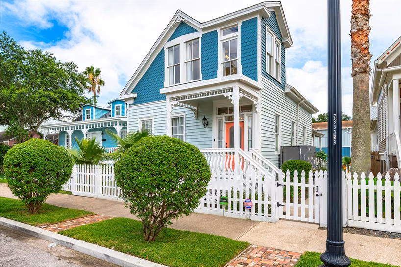 Photo of 1419 Church Street, Galveston, TX 77550