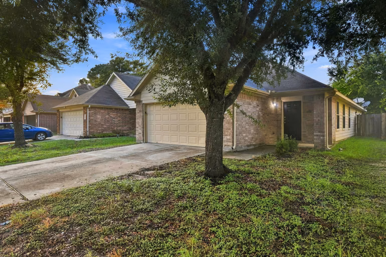 Photo 2 of 1126 Watson Crossing Way, Houston, TX