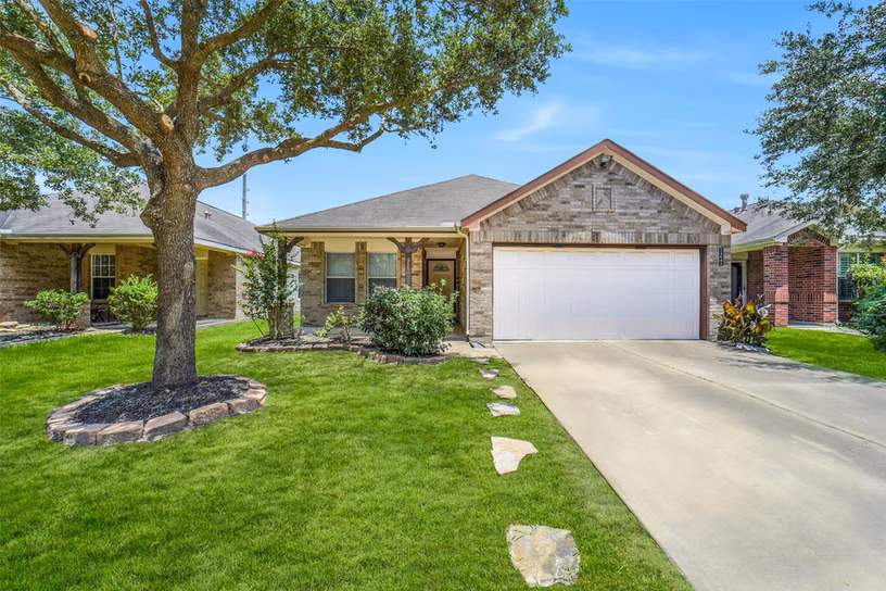 Photo of 24642 Lakecrest Village Drive, Katy, TX