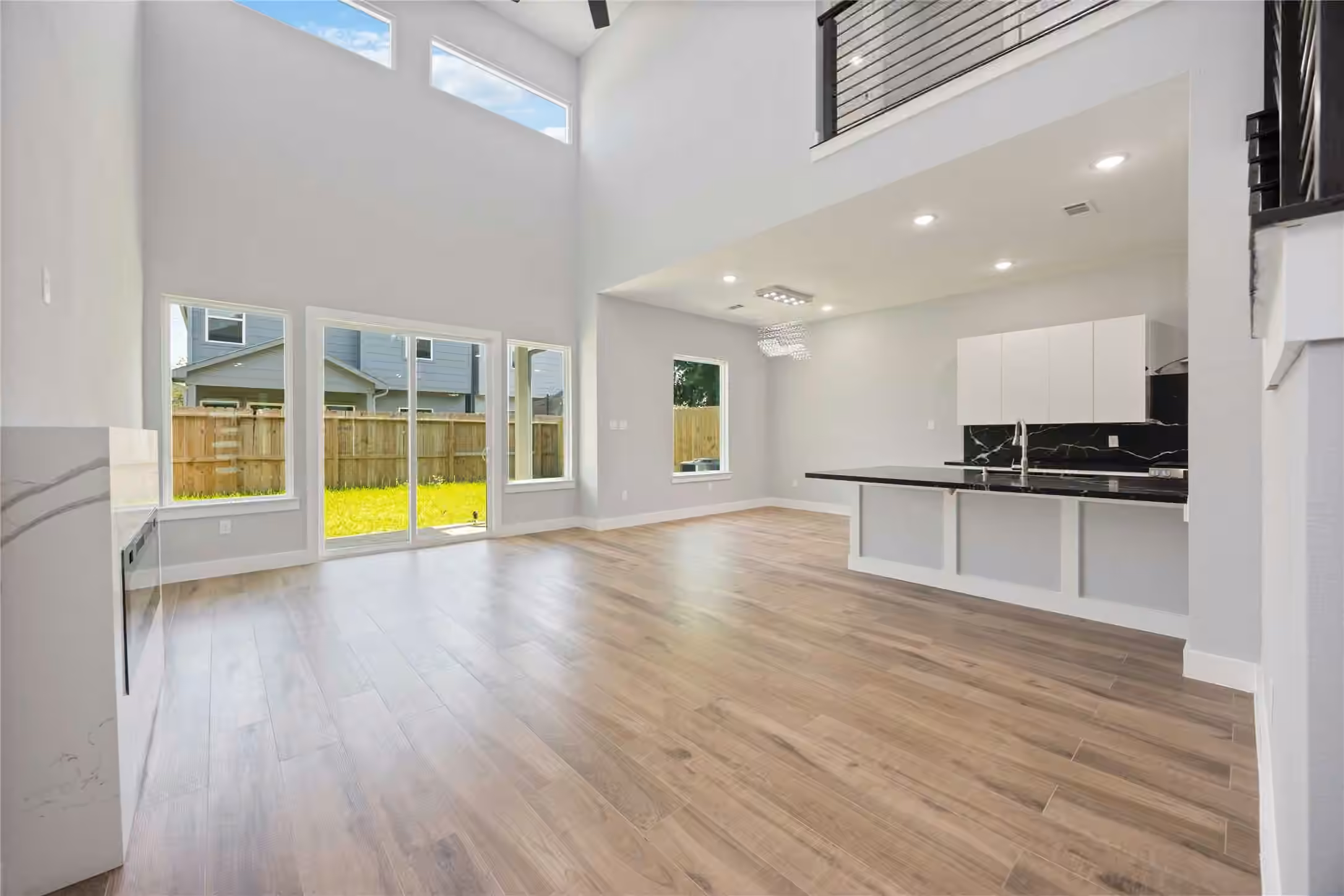 Photo 7 of 4923 Golden Forest Drive, Houston, TX