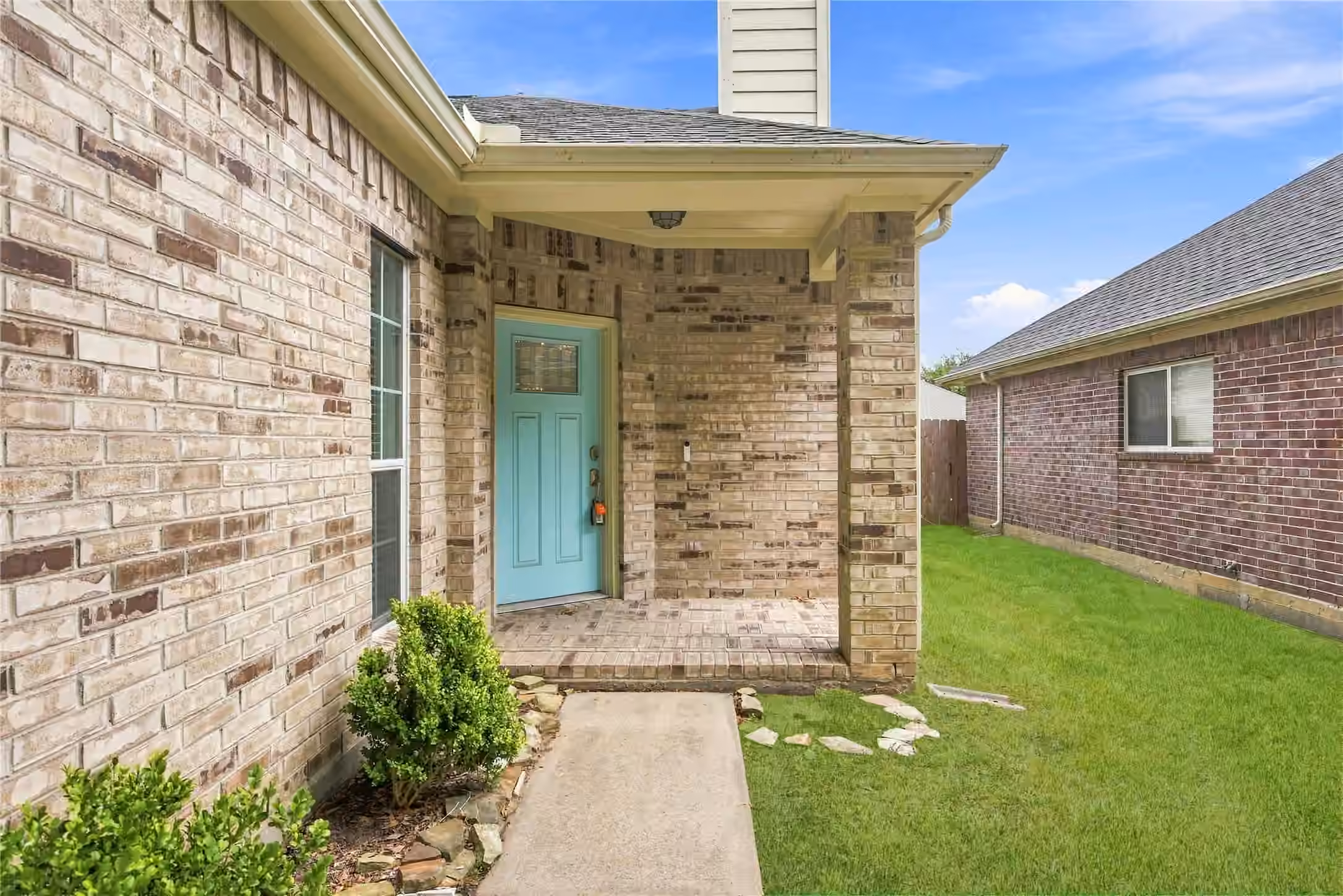 Photo 5 of 3719 Nichols Avenue, Dickinson, TX