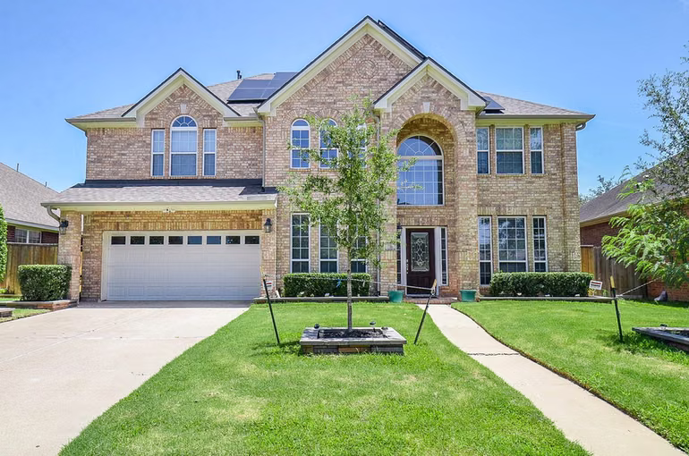 Photo of 723 Overdell Drive, Sugar Land, TX 77479