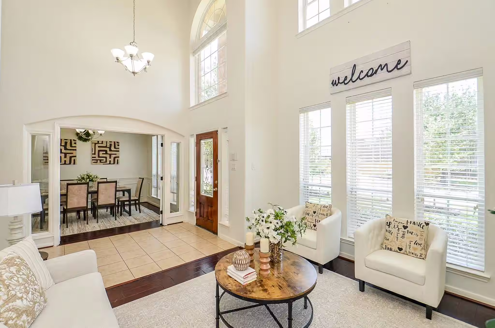Photo 4 of 723 Overdell Drive, Sugar Land, TX
