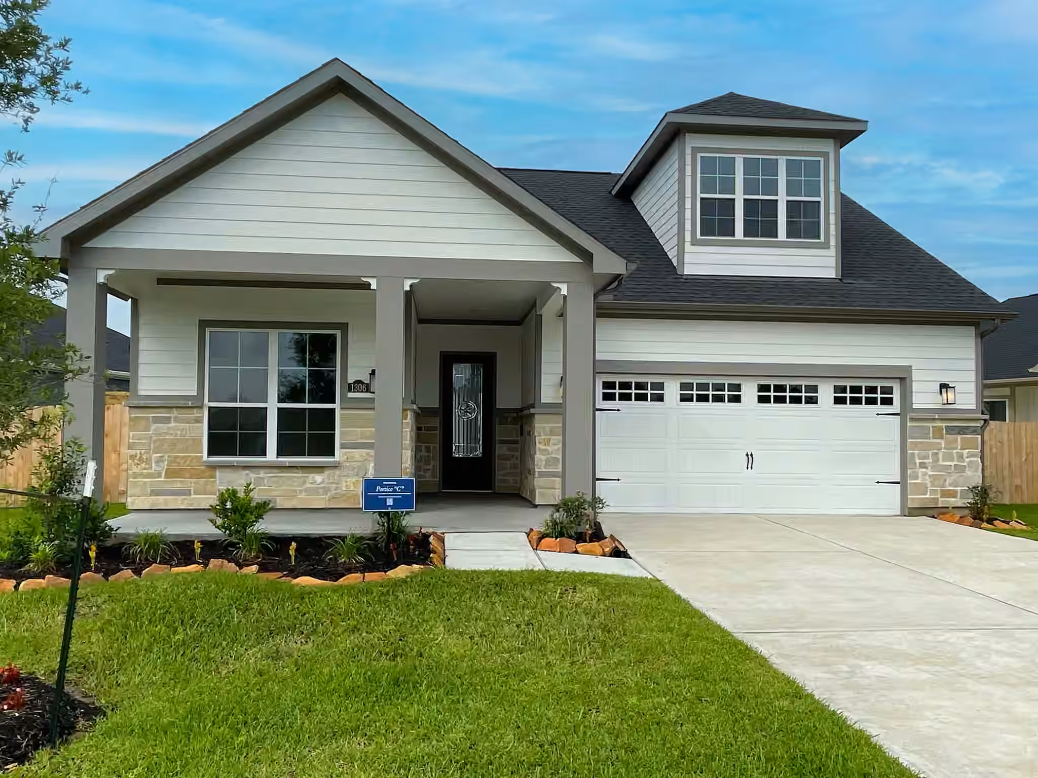 Photo of 1306 Hidden Oaks, Tomball, TX 77375