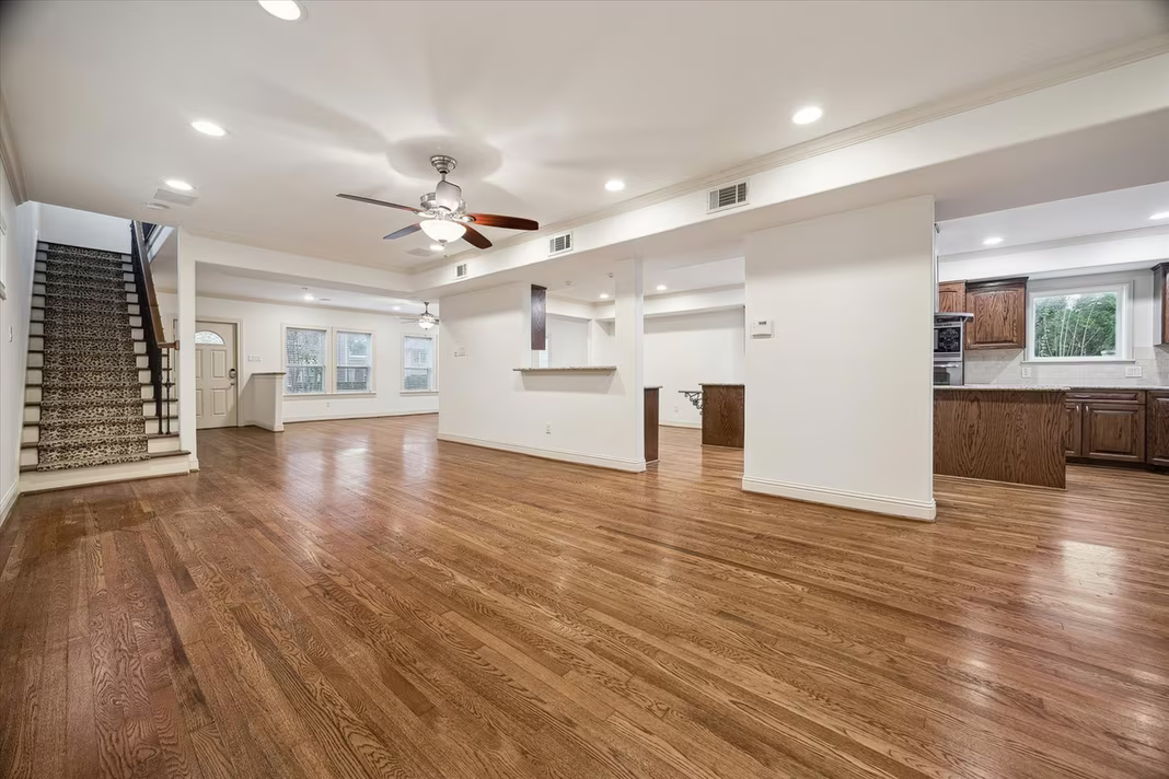 Photo 7 of 1909 W Lamar Street, Houston, TX