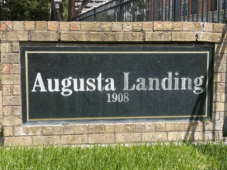 Photo 3 of 1908 Augusta Drive 4, Houston, TX