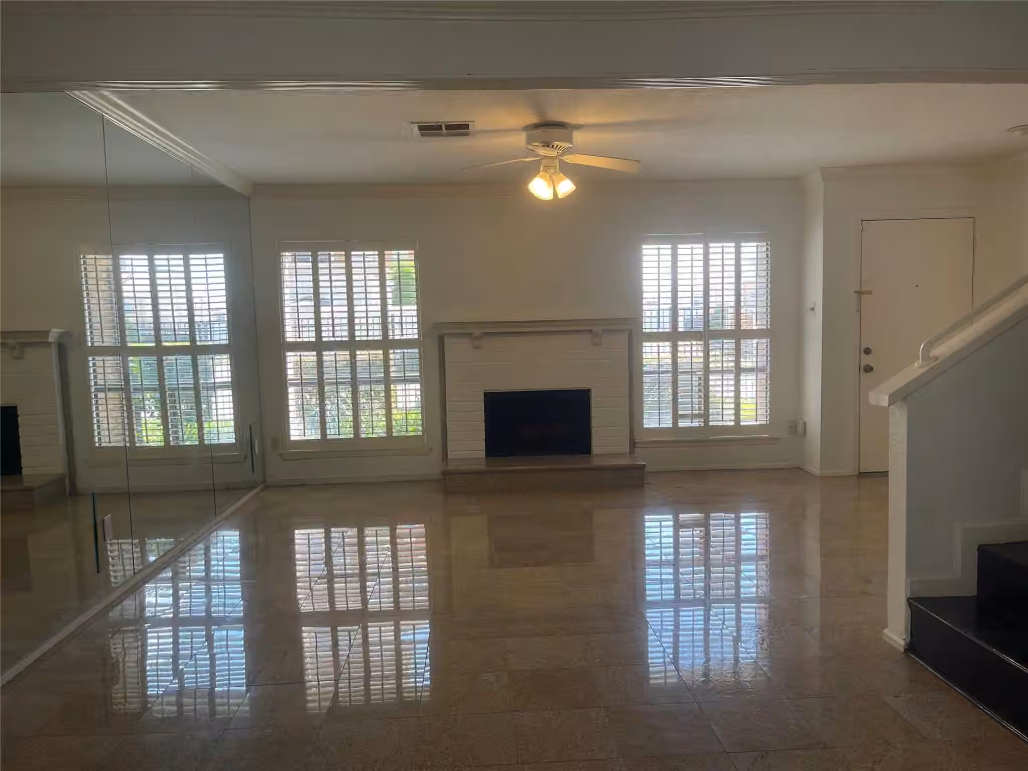 Photo 6 of 1908 Augusta Drive 4, Houston, TX